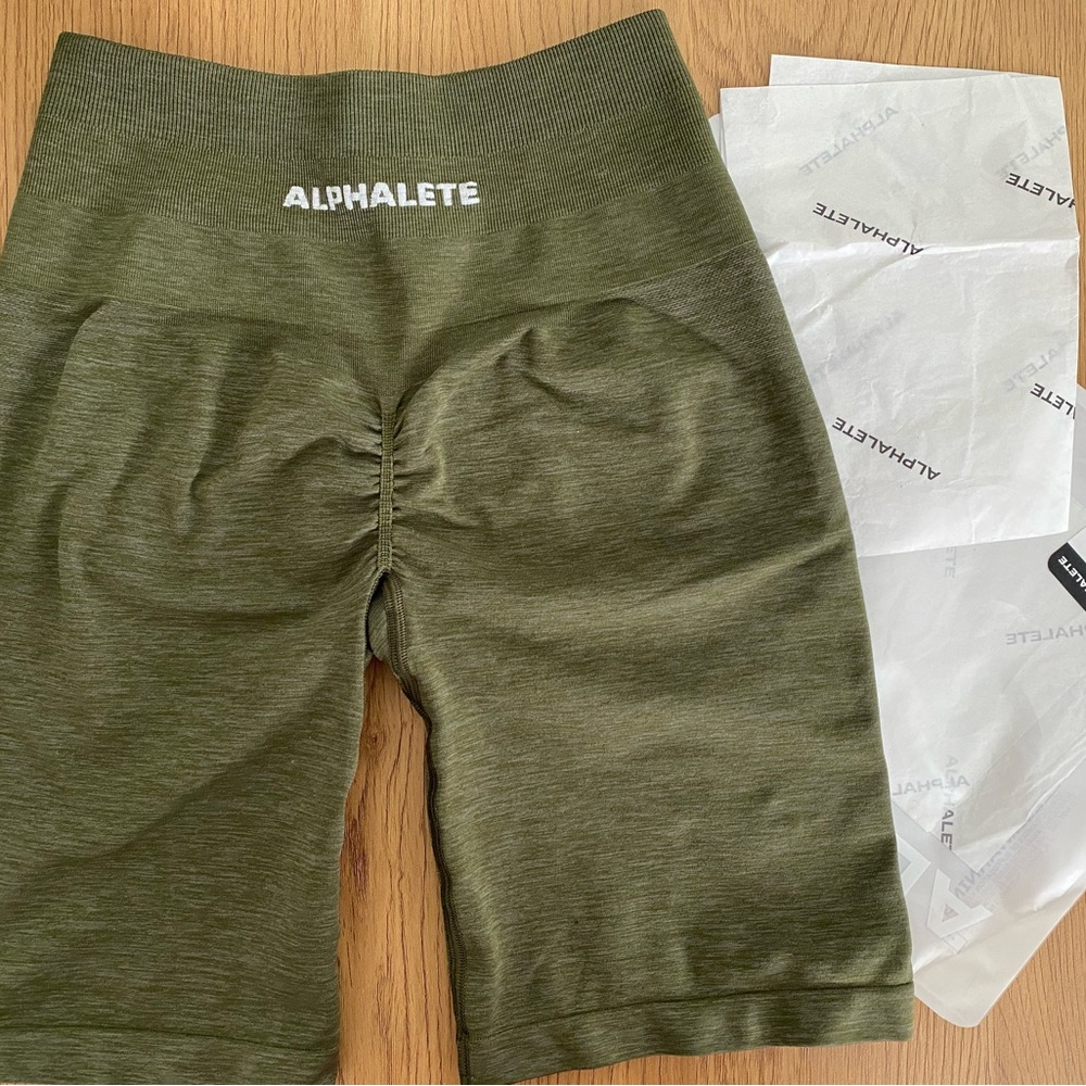 Alphalete amplify biker shorts
